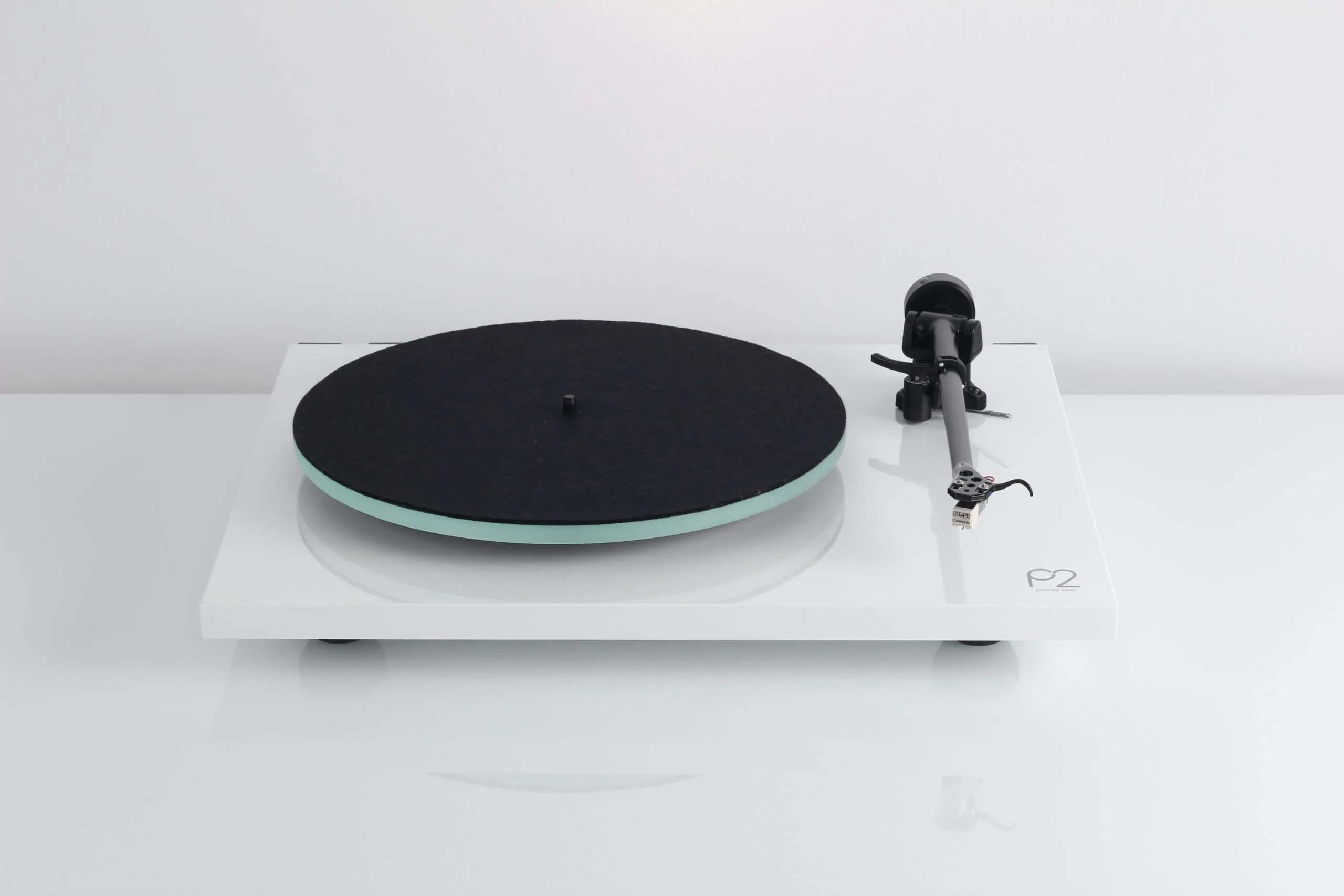 Rega Planar 2 (w/ Nd3 Cartridge)