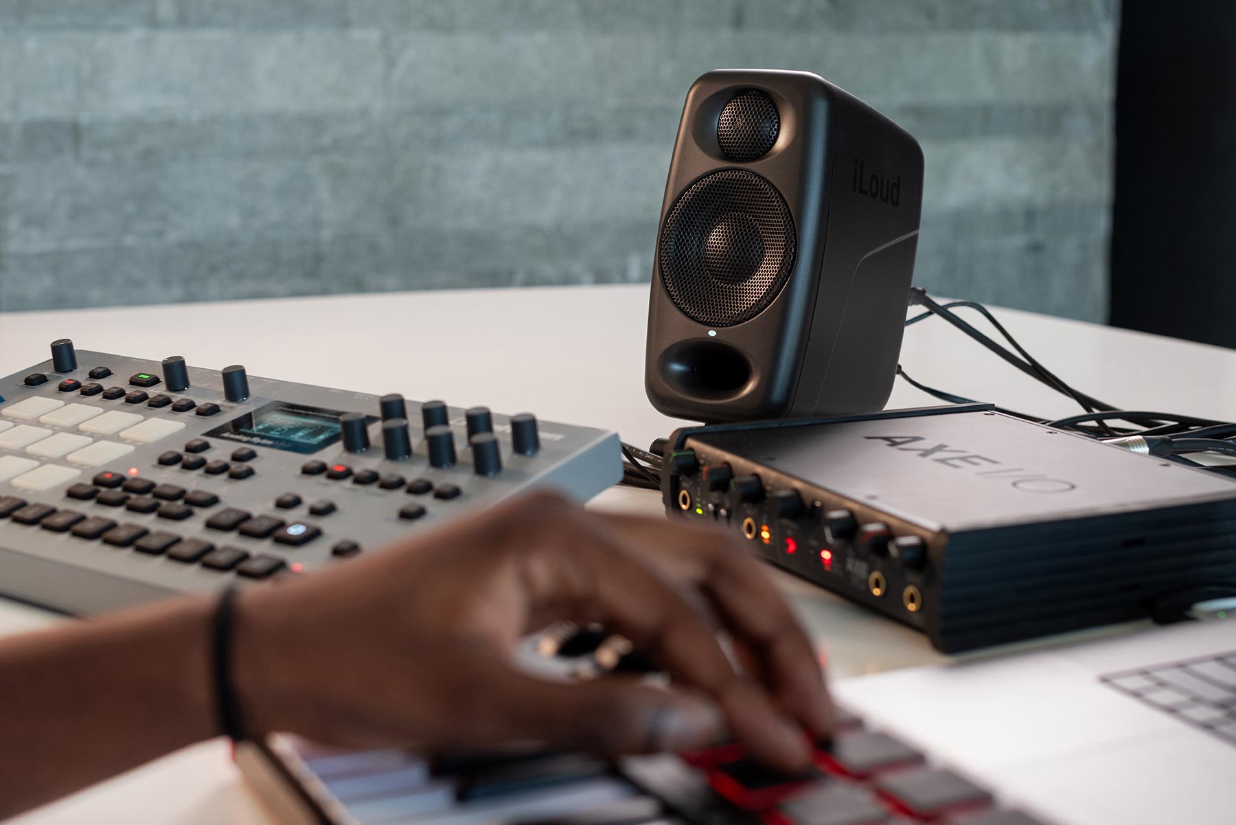 IK Multimedia iLoud Micro Monitor Pro