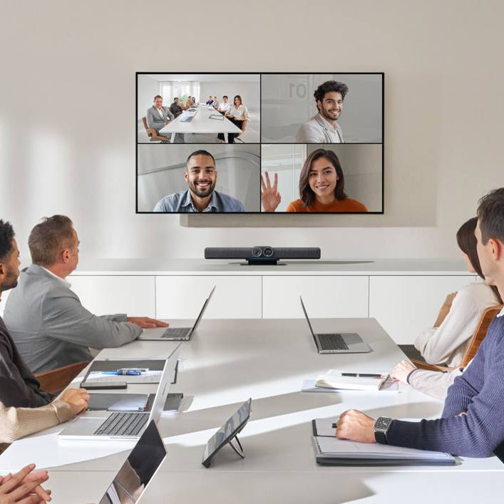 Insta360 Connect video conferencing camera with wide lens and sleek design, ideal for virtual meetings and remote collaboration.