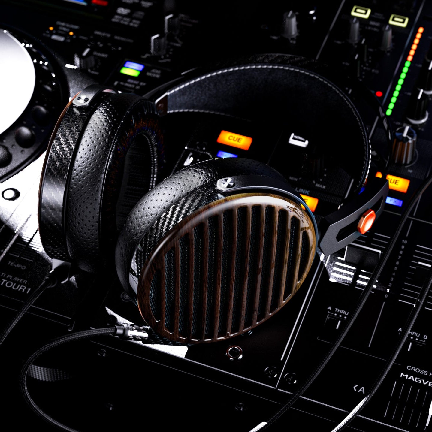 FiiO FT7 wired headphones with over-ear design, black color, and cushioned ear cups for comfortable listening.