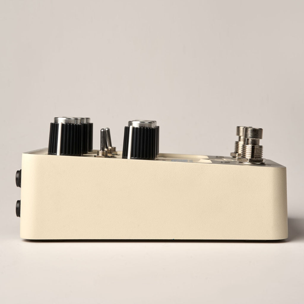 Universal Audio UAFX Astra Modulation Machine - Soundium