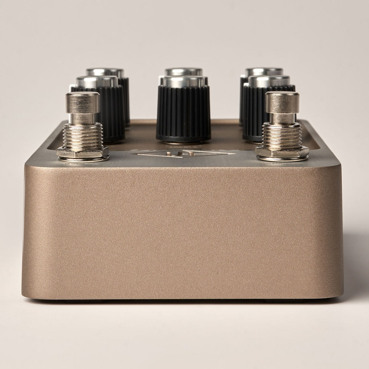 Universal Audio UAFX Golden Reverberator Pedal | Sweetwater