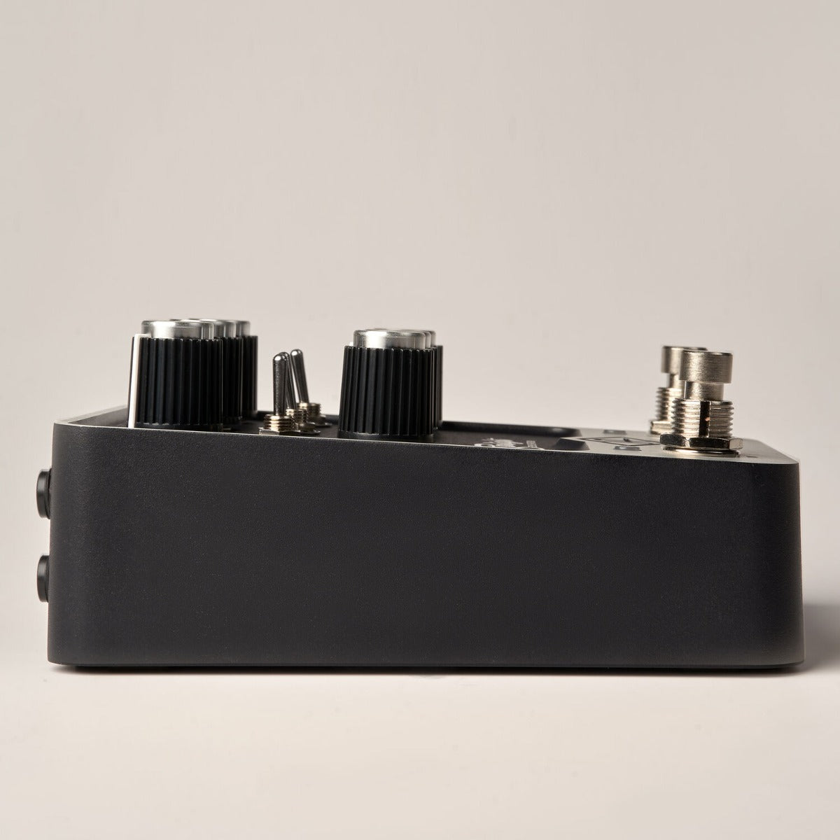 Universal Audio UAFX Starlight Echo Station