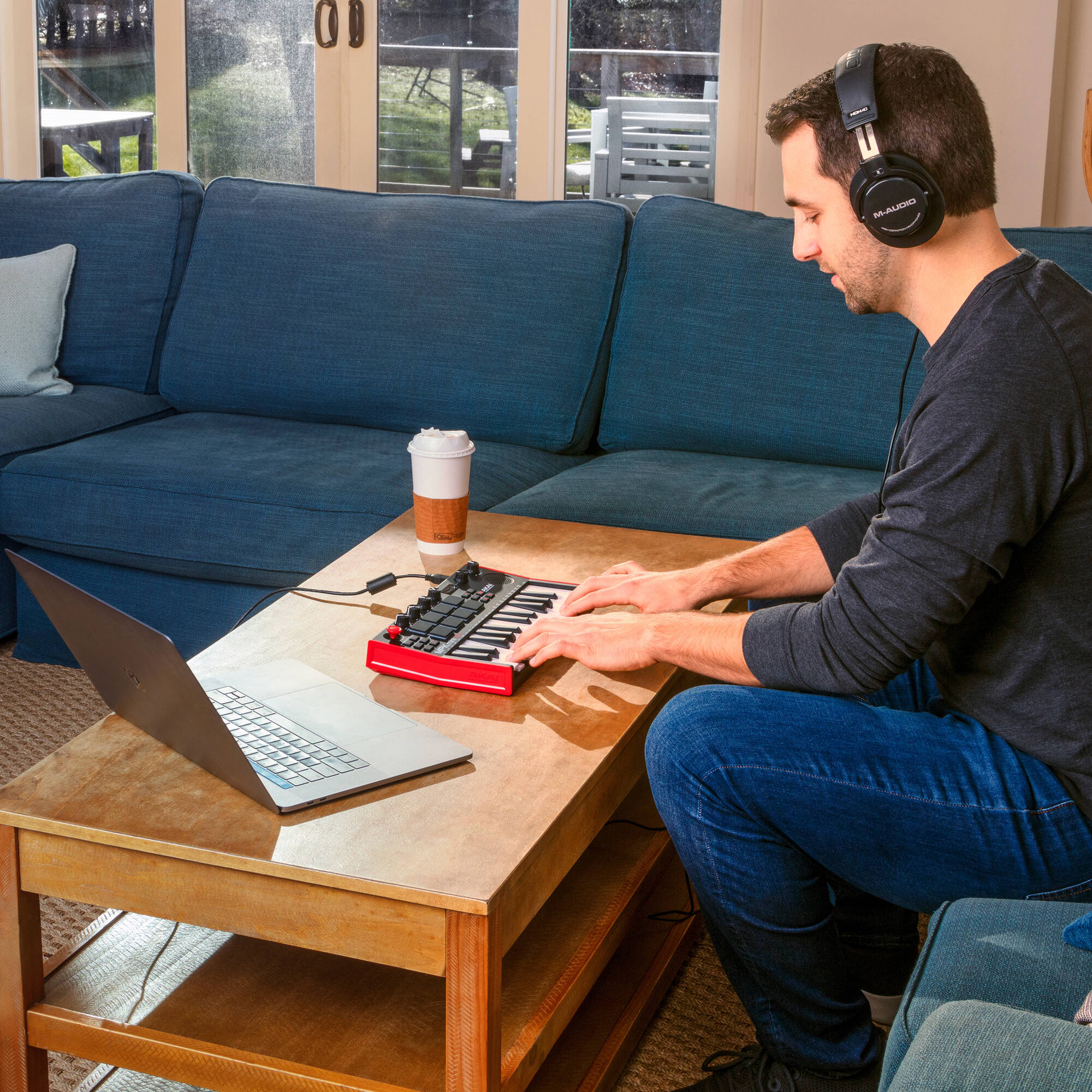 Akai Professional MPK Mini Play MK3 – Soundium