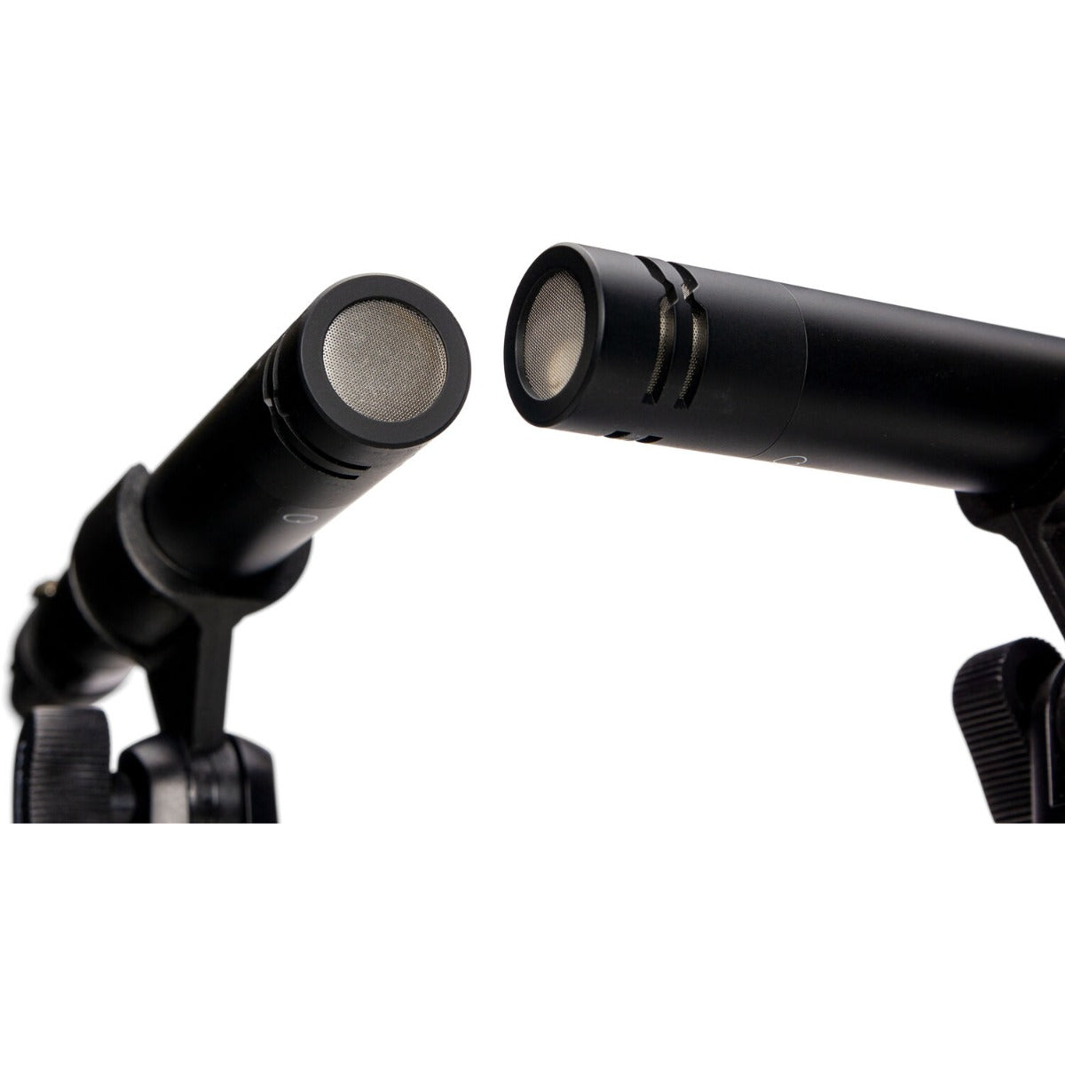 Zoom ZPC-1 shotgun microphone with adjustable mounting clip and sleek black design for professional audio recording.