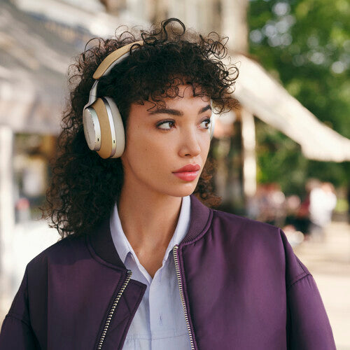 Bowers & Wilkins Px8 (Tan)
