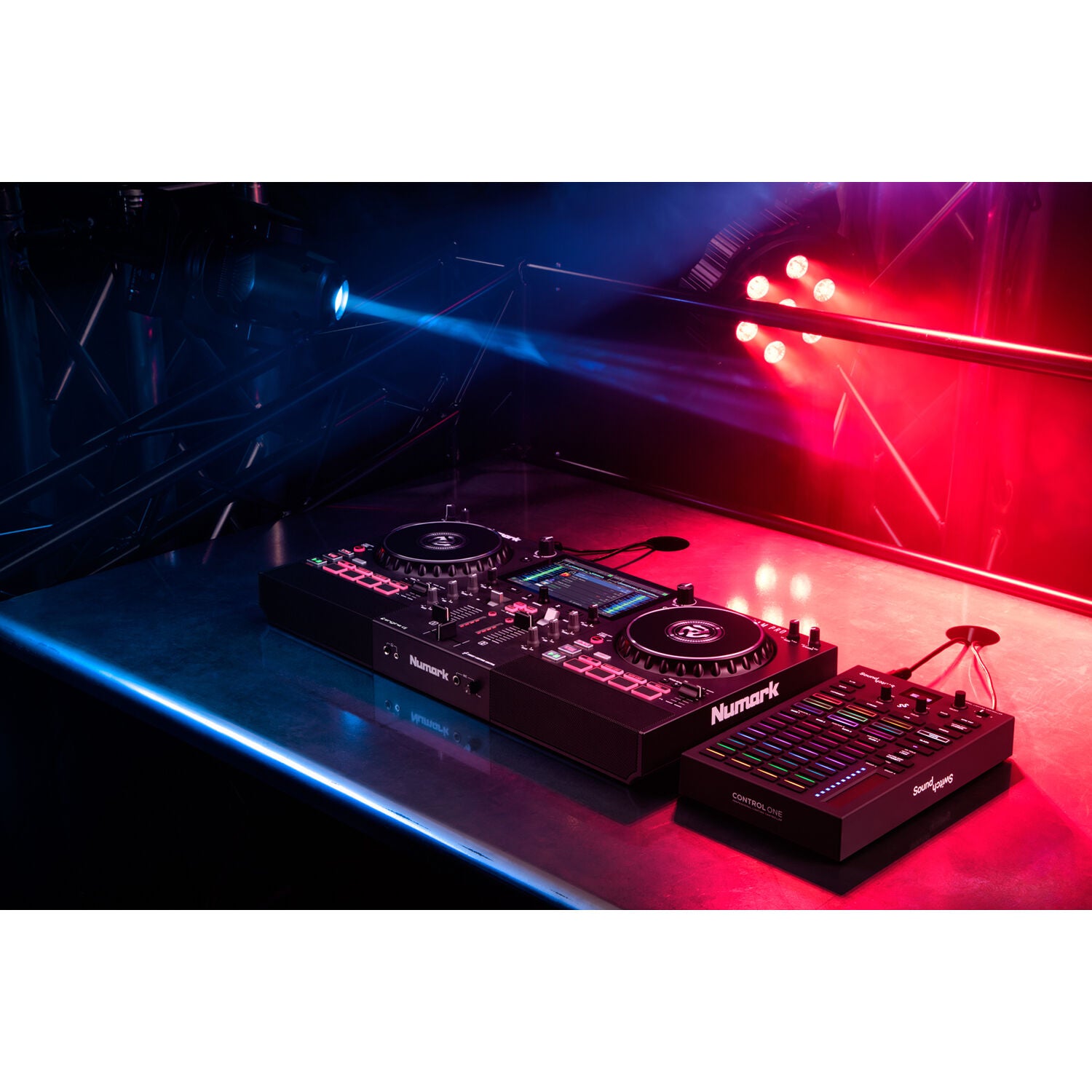 SoundSwitch Control One