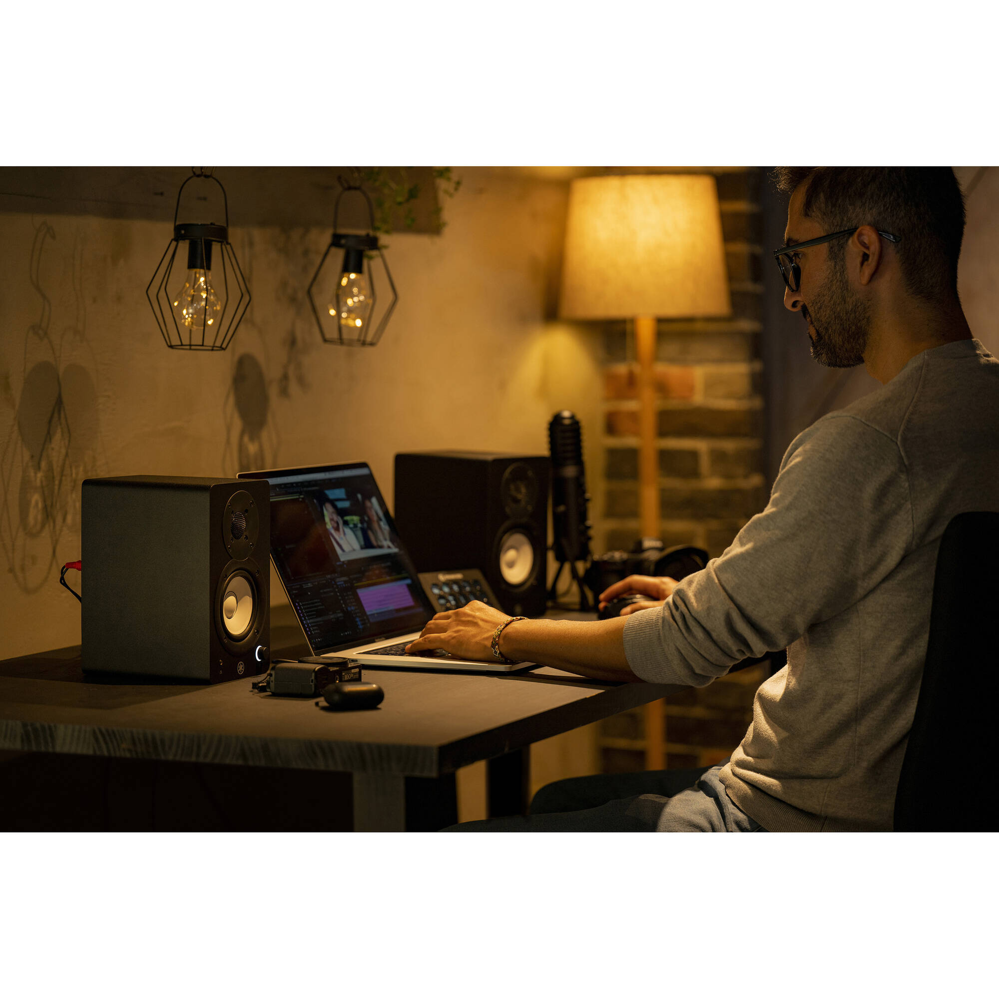 Yamaha HS3 (Pair, Black)