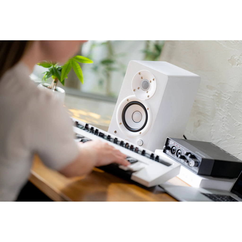 Yamaha HS3