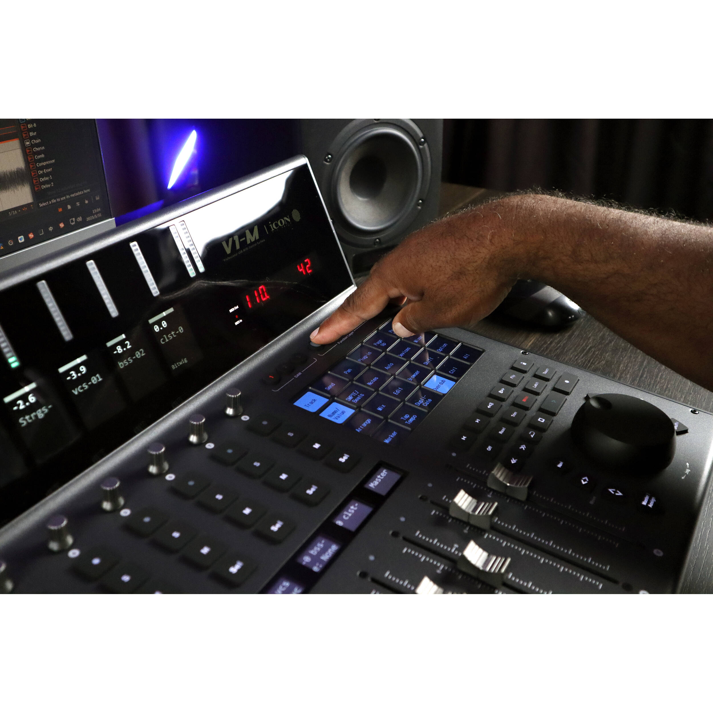 iCon V1-M