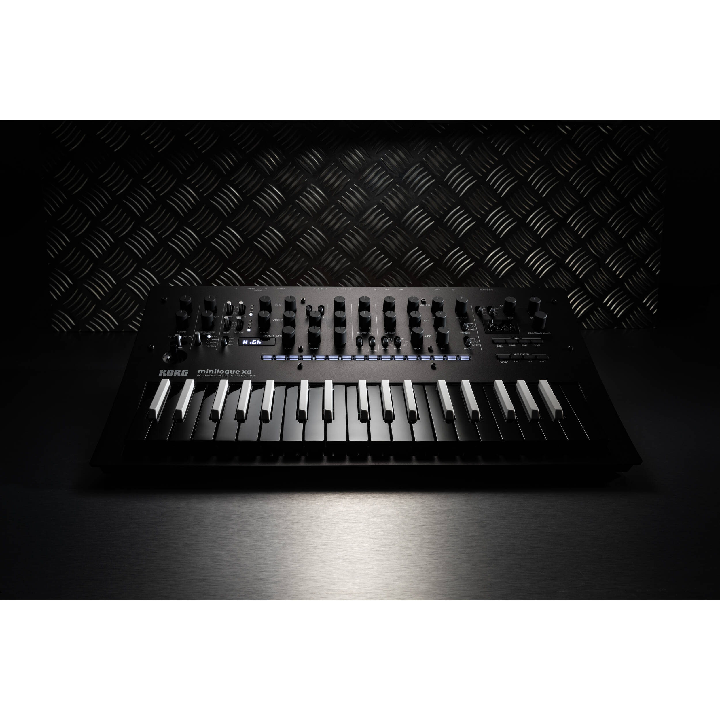 Korg Minilogue XD (Inverted)