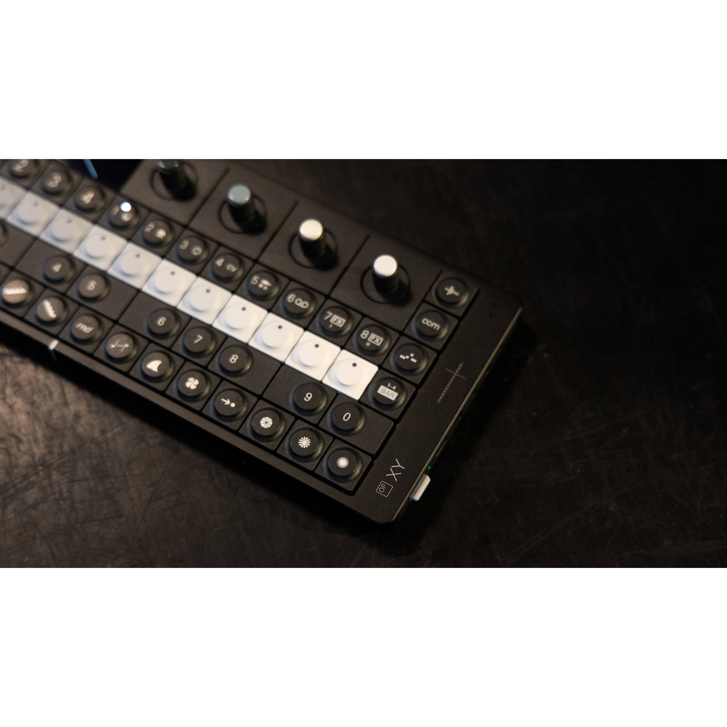 Teenage Engineering OP-XY (B-Stock)