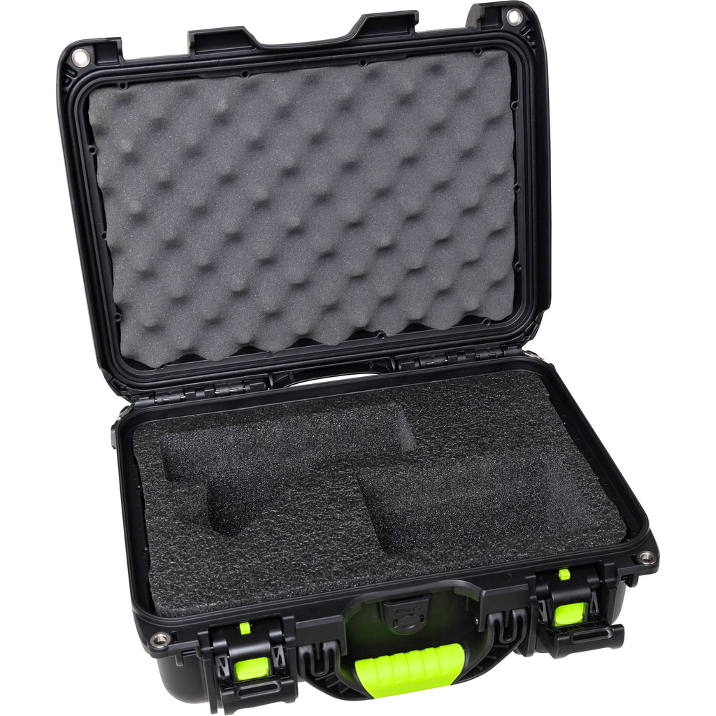 Shure SH-SM7-WP microphone case for Shure SM7B, durable protective bag for professional microphone storage and transport.
