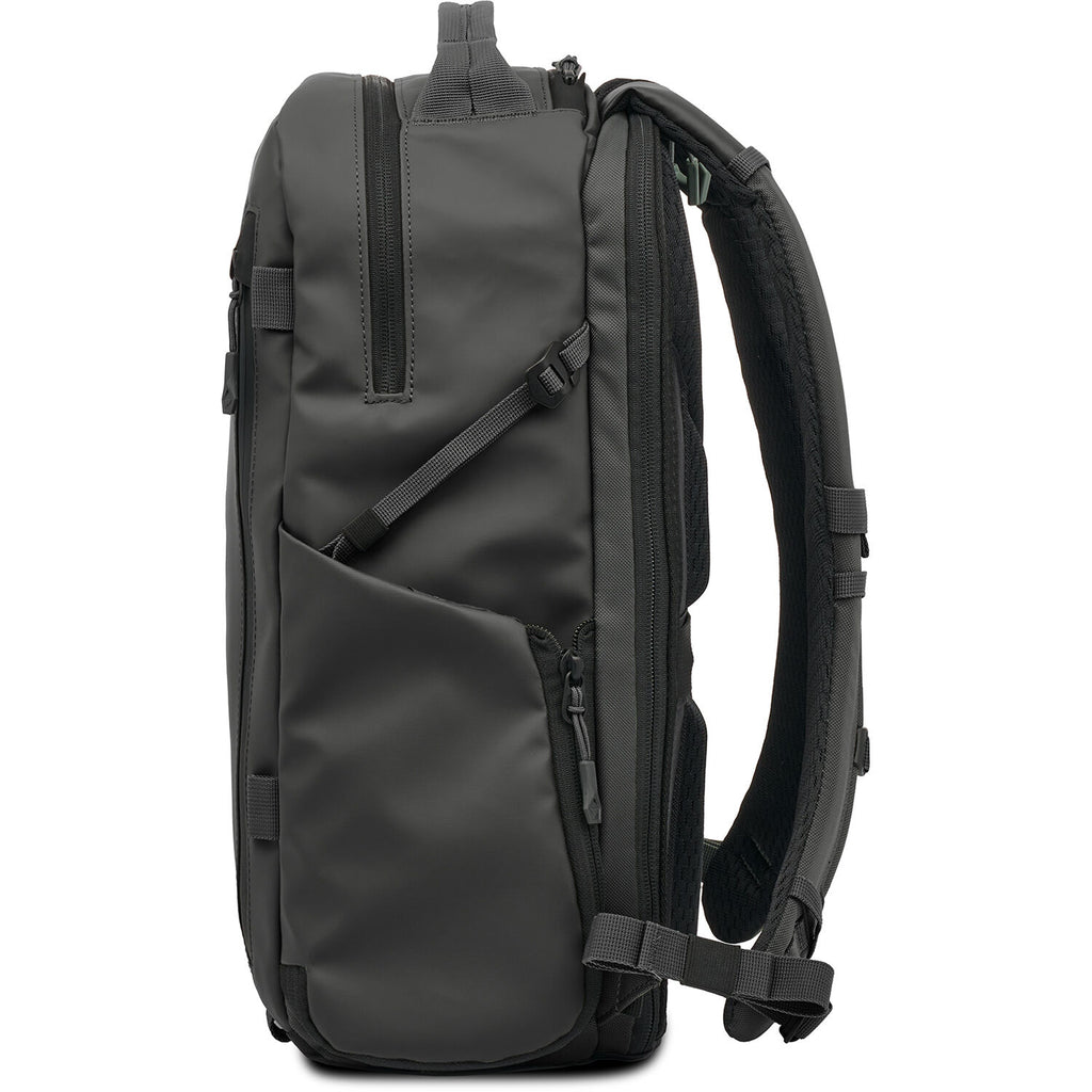 Wandrd Prvke Zip camera and video equipment bag with multiple compartments and adjustable straps, black color.