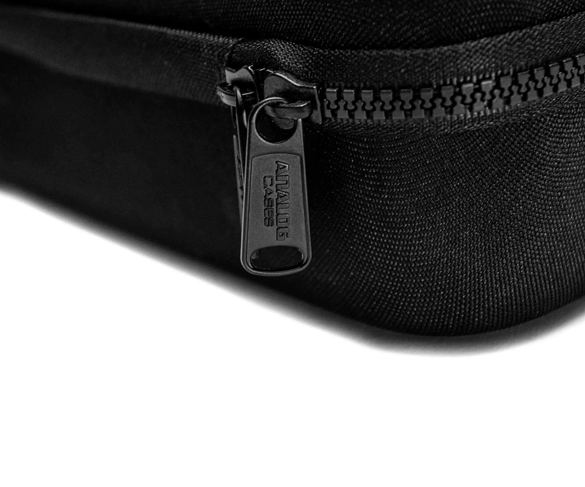 Analog Cases Pulse Case for Elektron Model Samples and Cycles, sturdy studio bag with padded interior for electronic music gear.