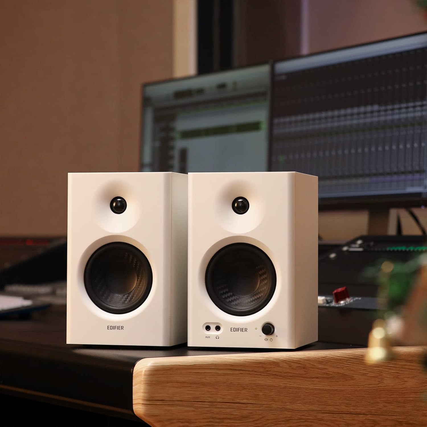 Edifier MR4 (Pair, White)