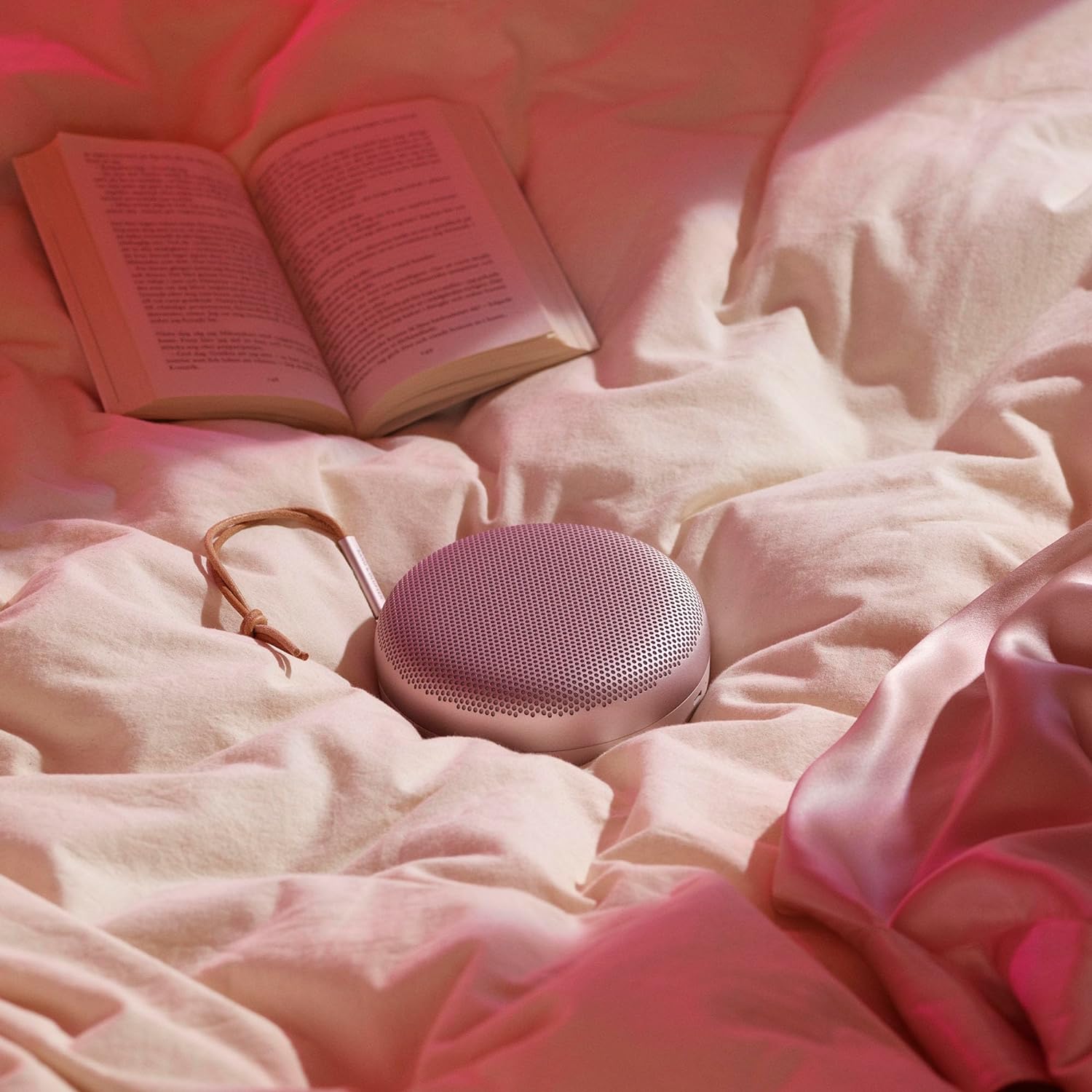 Bang & Olufsen Beosound A1 2nd Gen (Pink)
