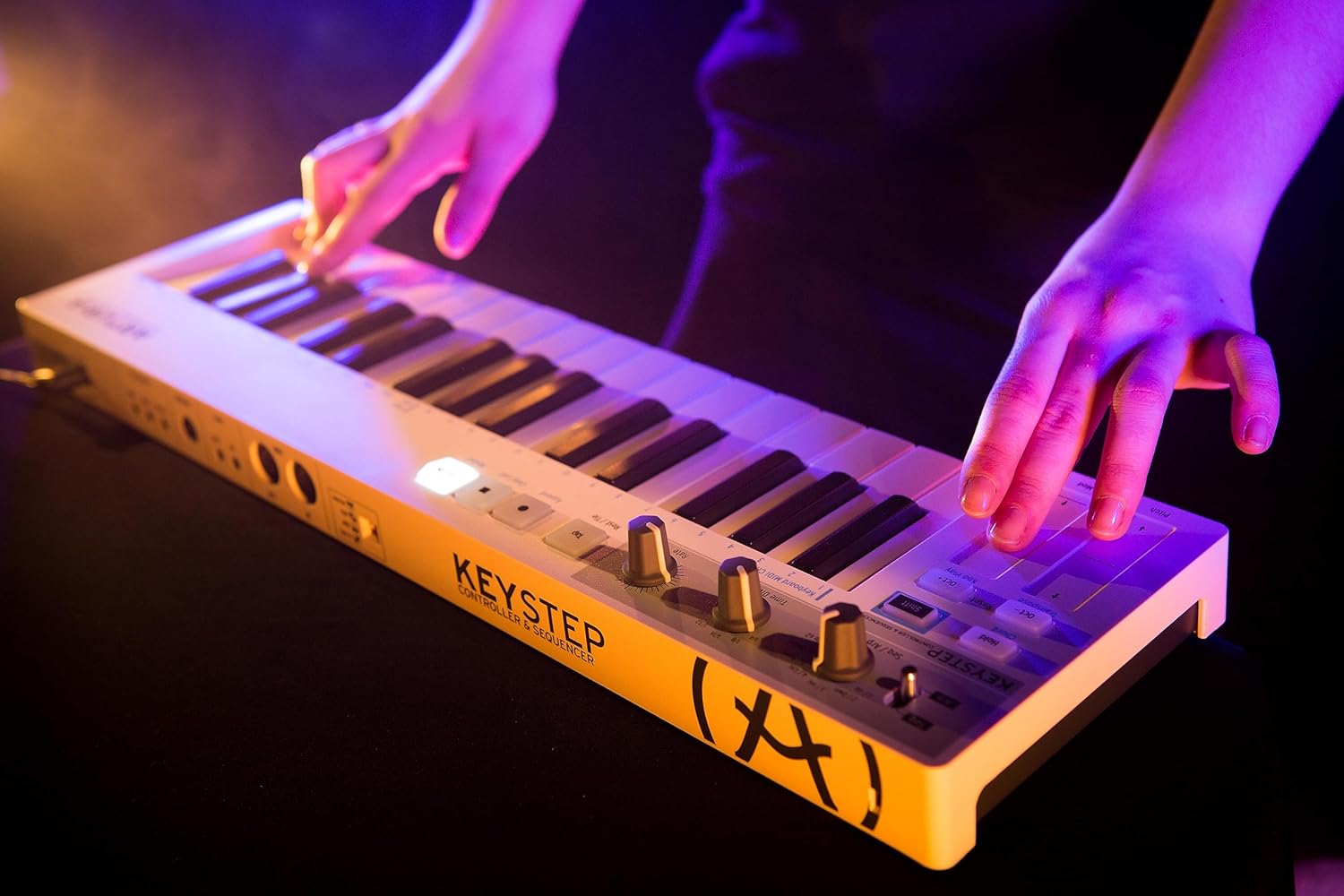 ARTURIA KEYSTEP MIDIキーボード（32鍵） Amazon | ARTURIA シーケンサー機能搭載 キーボード
