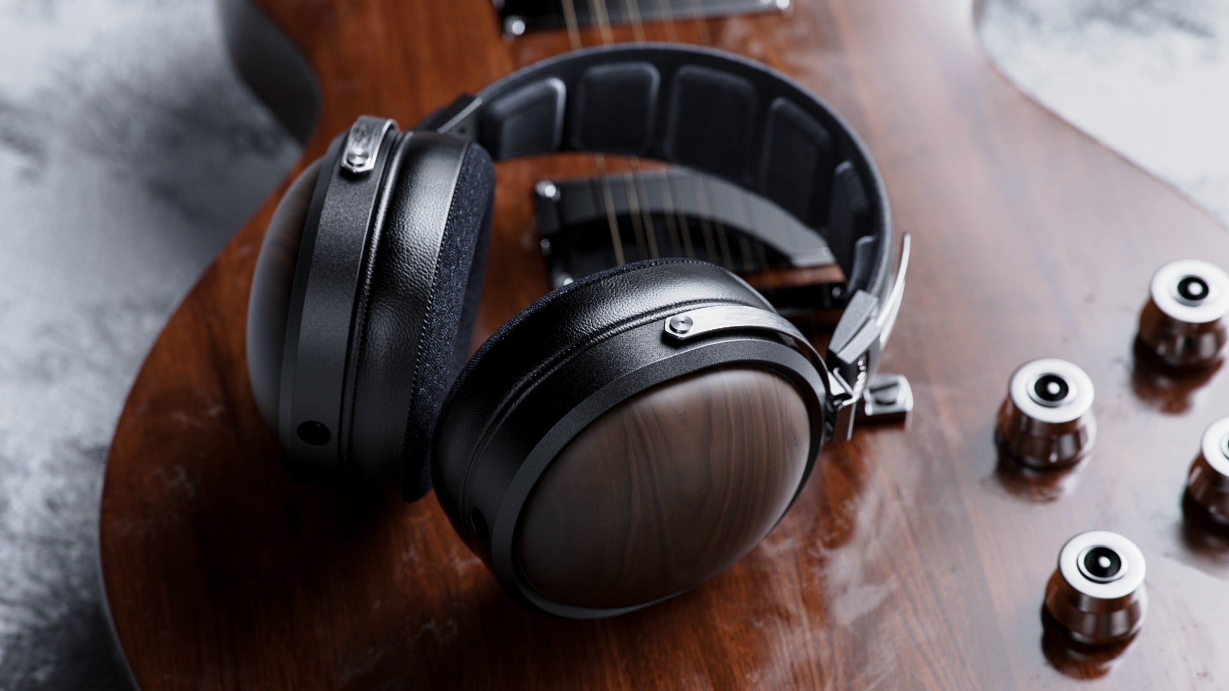 FiiO FT1 (Black)