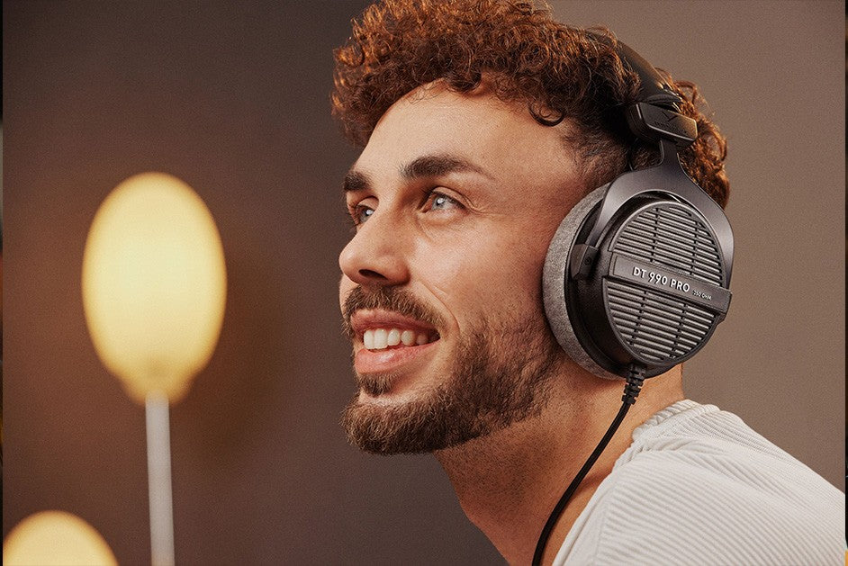 beyerdynamic - DT 990 PRO 250Ω beyerdynamic DT 990 PRO 250 ohm Studio Headphones (Ninja