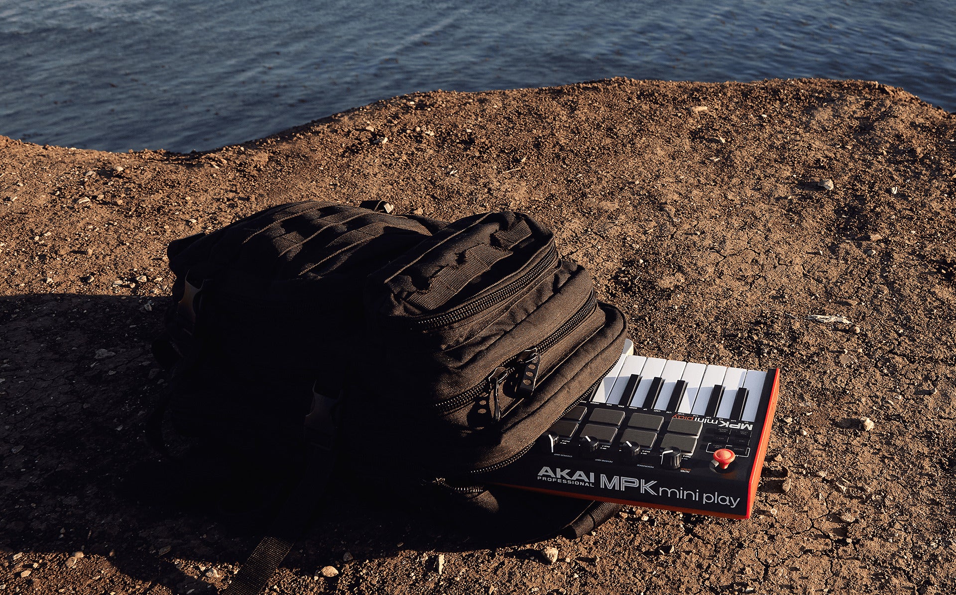 Akai Professional MPK Mini Play MK3