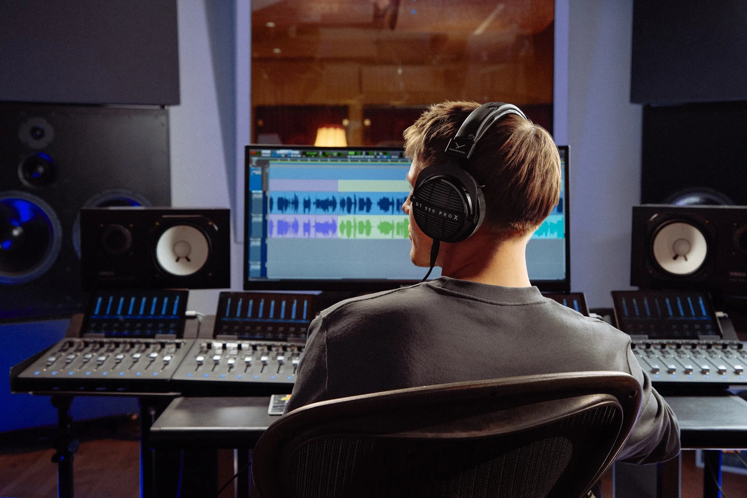 Beyerdynamic DT 990 Pro X