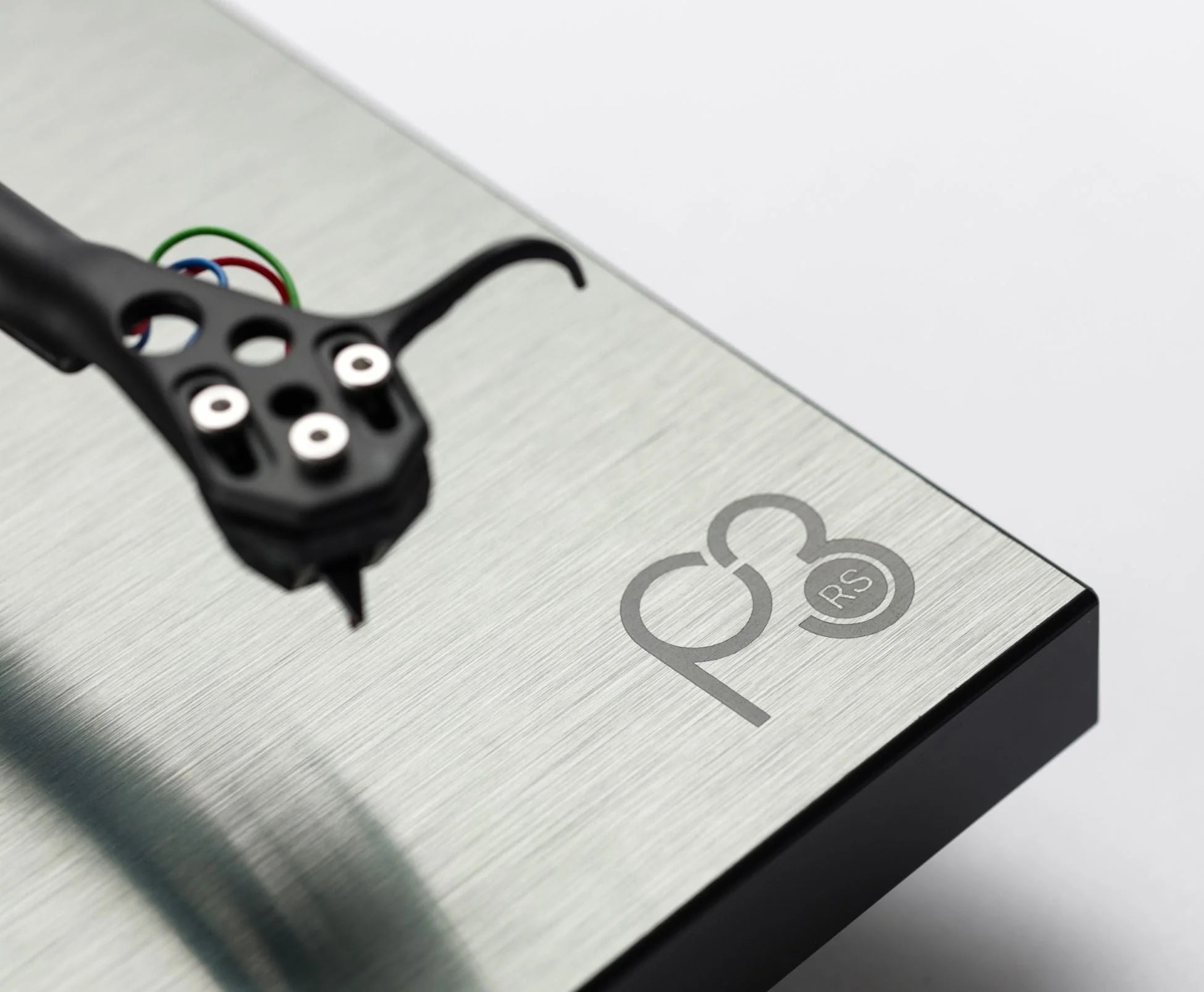 Rega Planar 3 RS (Aluminum, w/ Nd5 Cartridge)