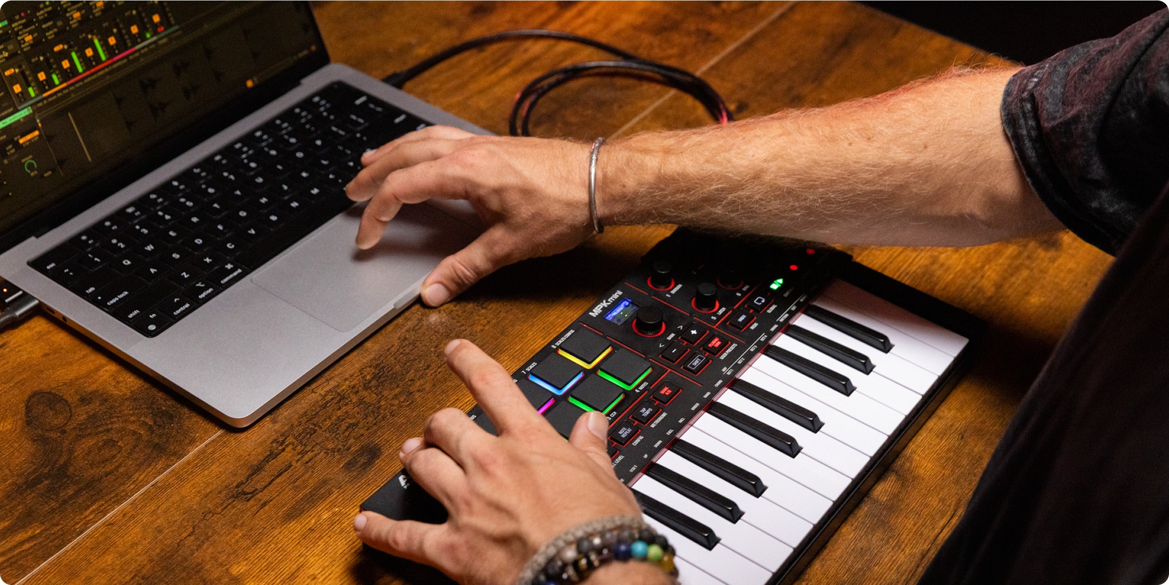 Akai Professional MPK Mini IV