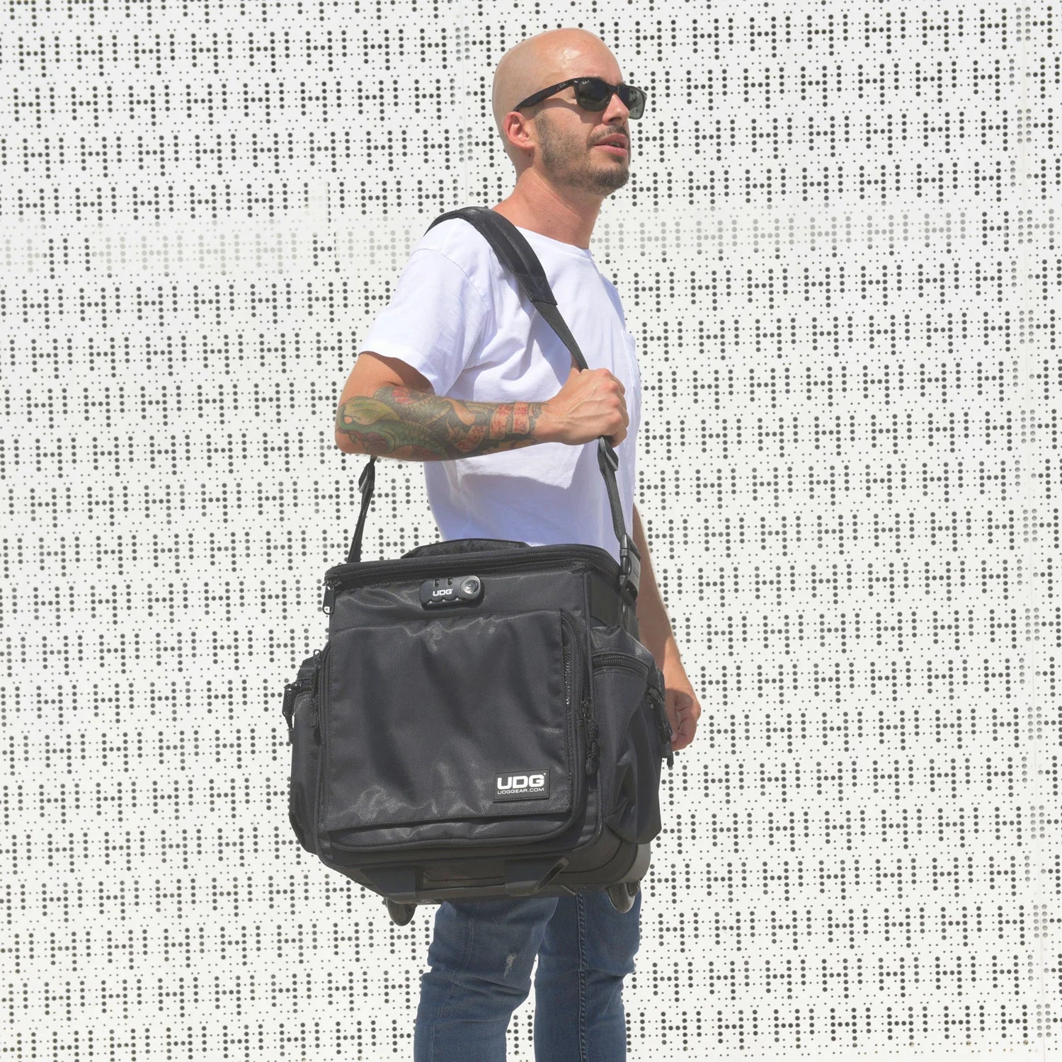 UDG SlingBag Trolley Deluxe MK2 (Black, U9981BL)