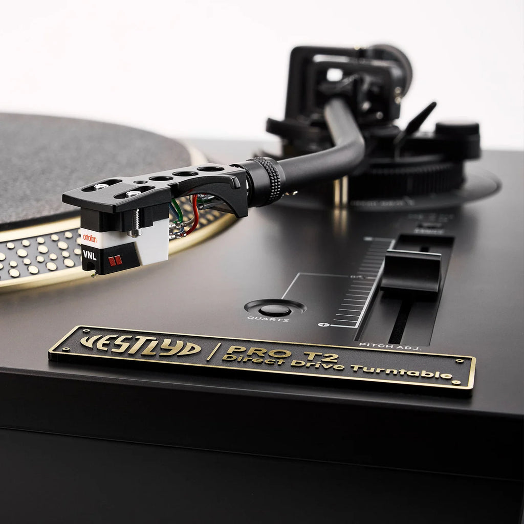 Vestlyd Vestlyd Pro T2 turntable in black with sleek design and control knobs, perfect for vinyl record playback.