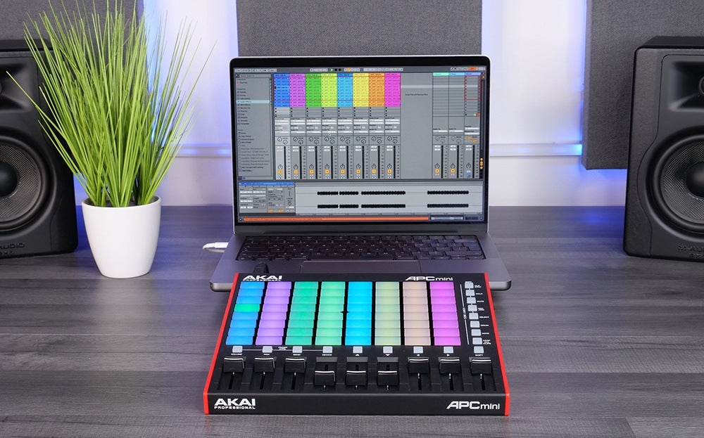 Akai Professional APC Mini MK2