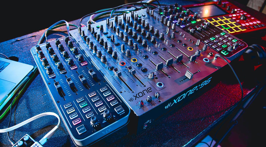 Allen & Heath Xone:K3 DJ controller, view 8