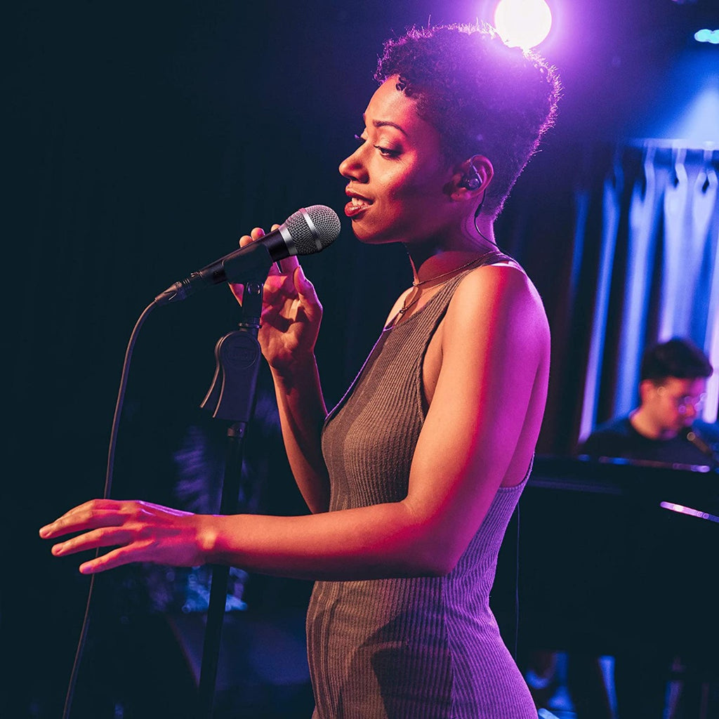 Audio-Technica ATR1500x dynamic microphone, with stand clip