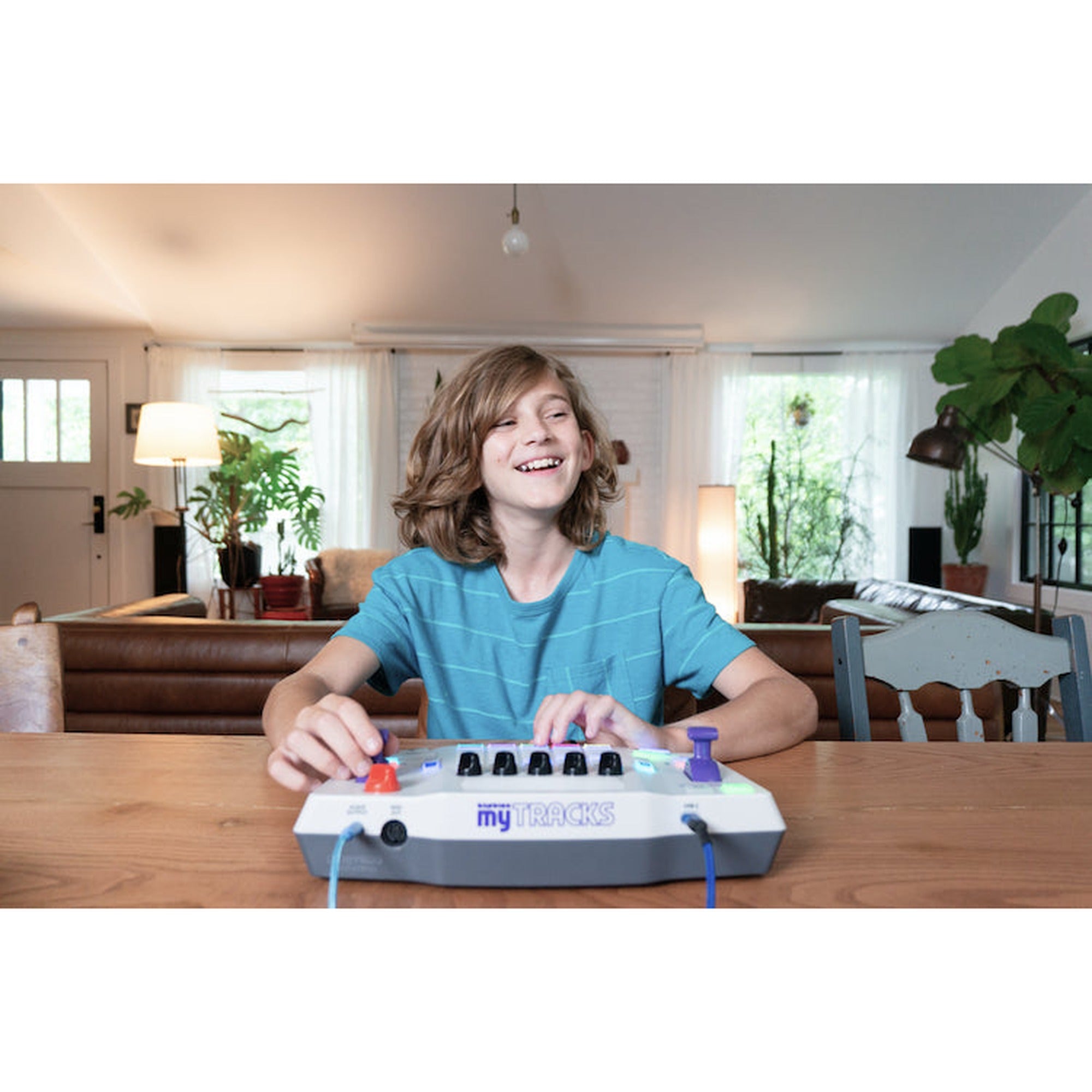 Blipblox myTracks played by a child at a table