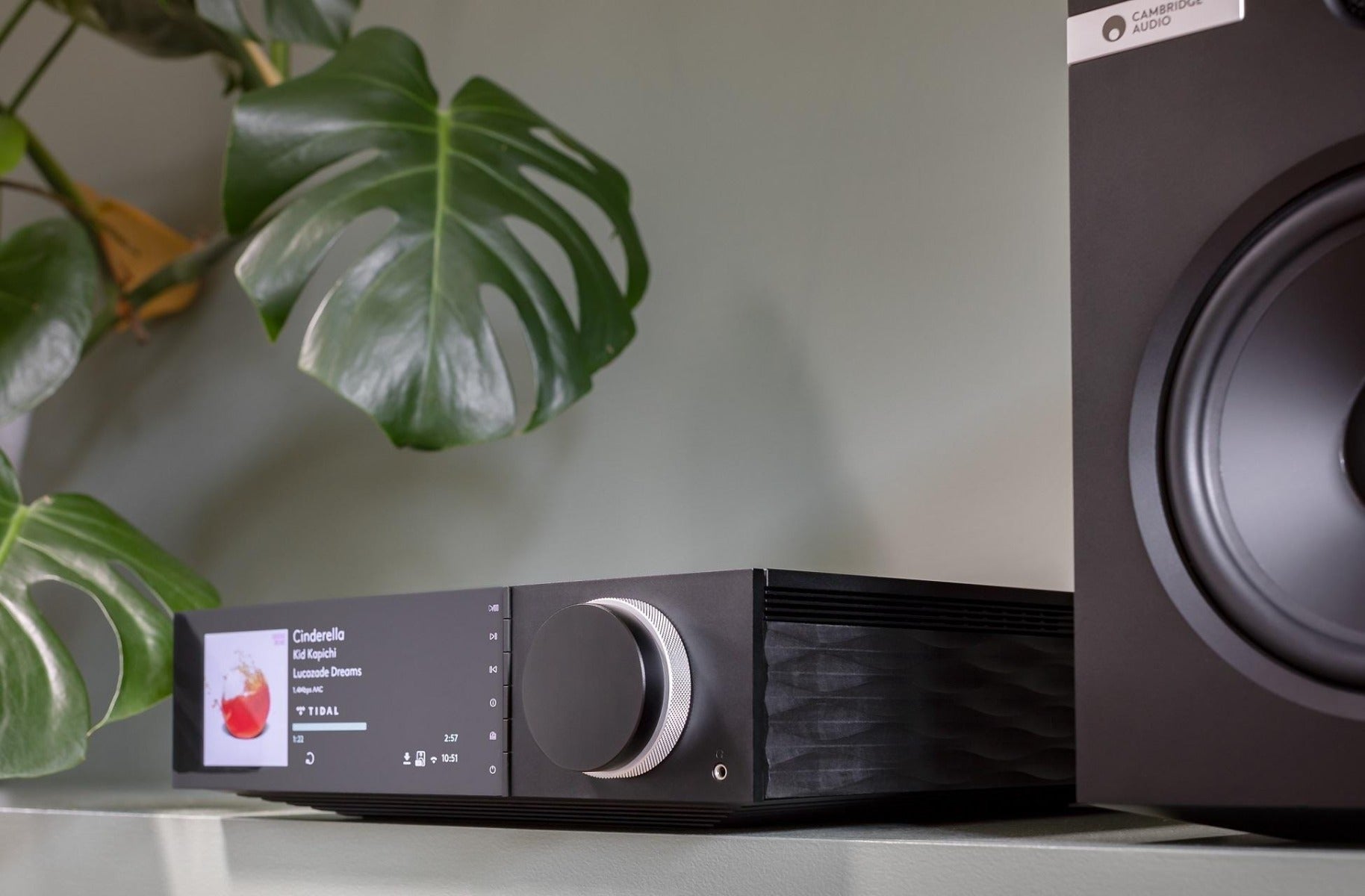 Cambridge Audio EVO 150 streaming amplifier, black