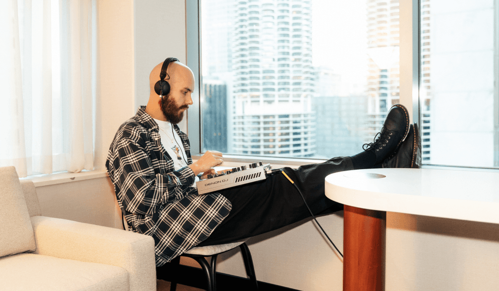 Denon DJ Prime GO+ dj media players, lifestyle