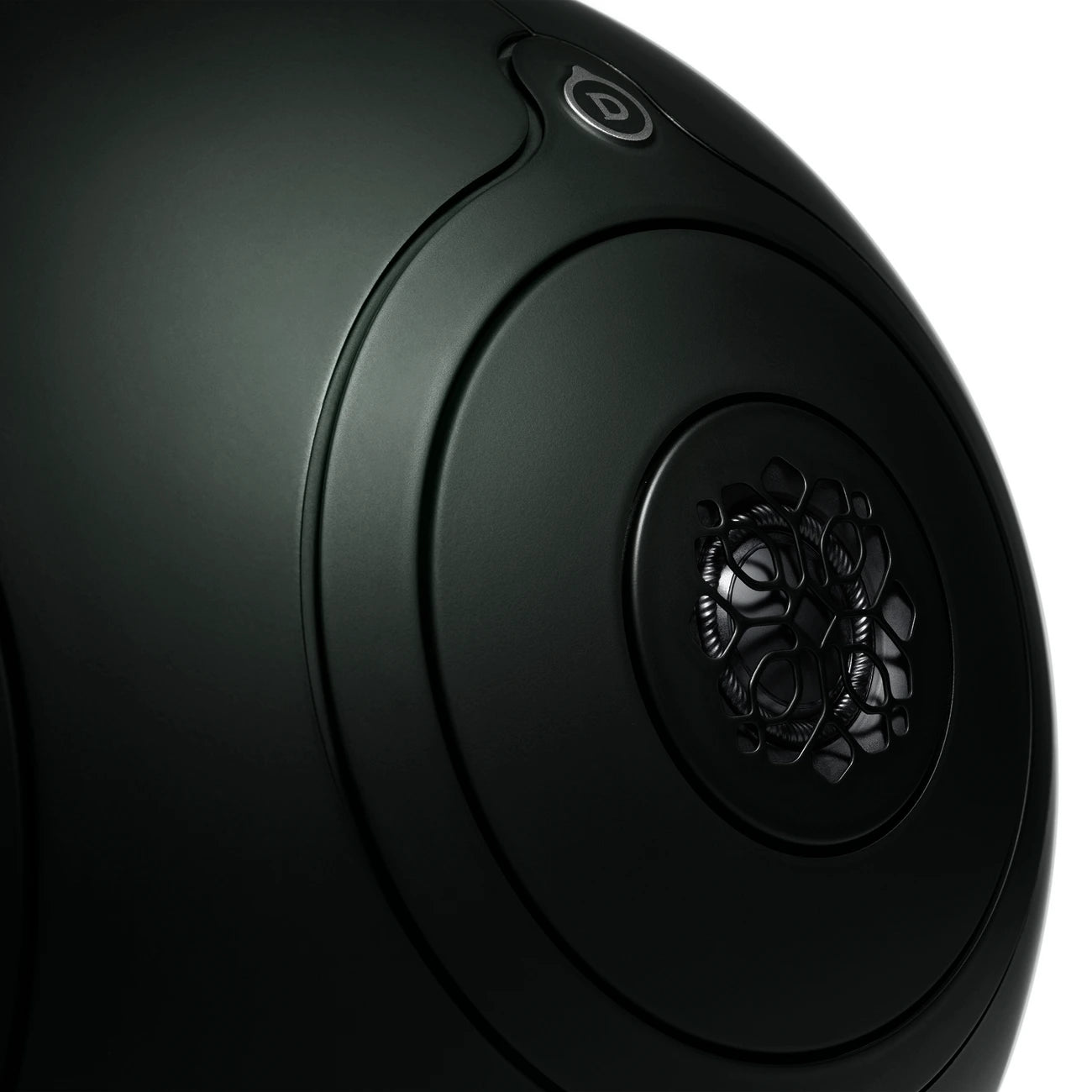 Devialet Phantom Ultimate 108 dB wireless speakers, cable