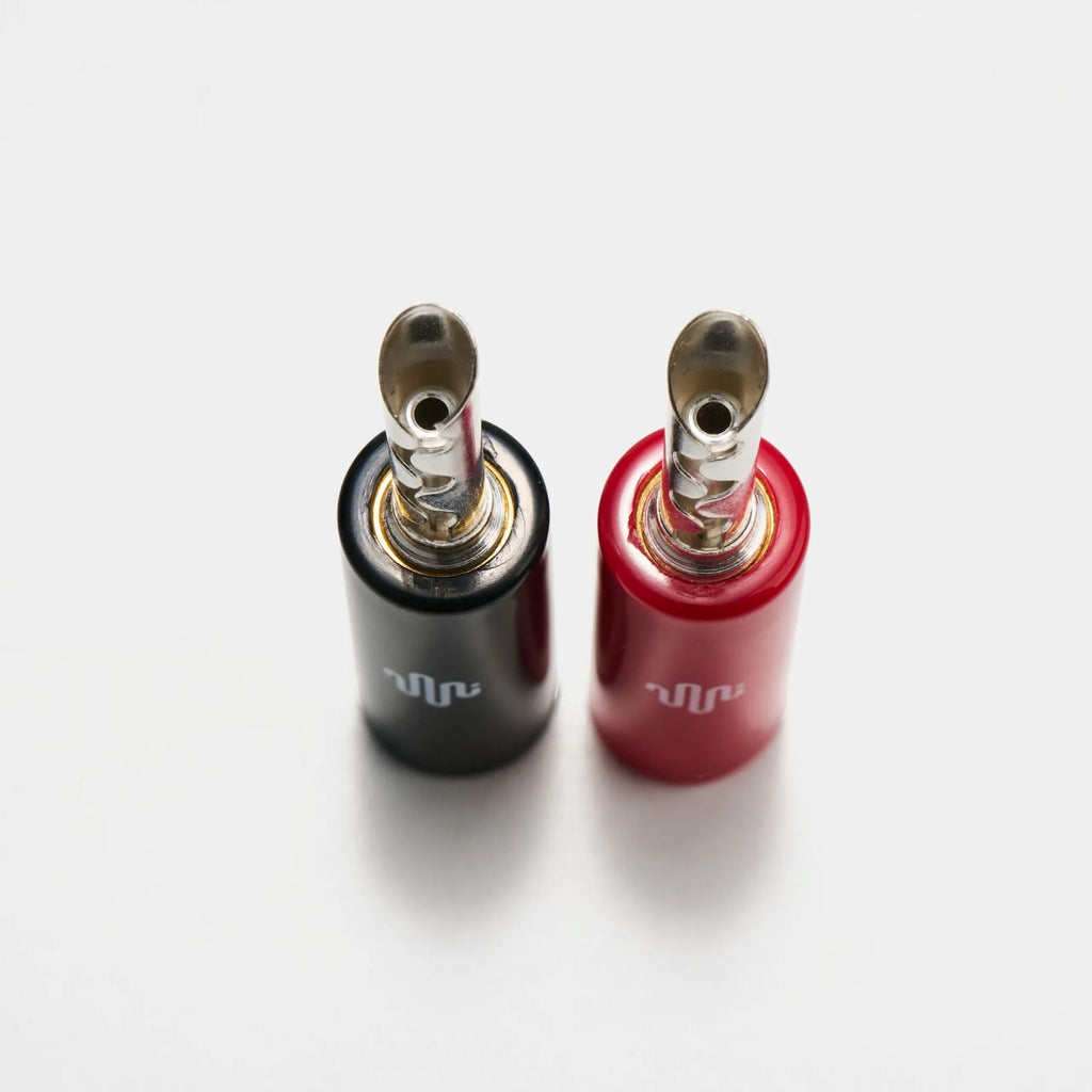 Essentials Base Banana 1 BFA, black and red plugs, top view