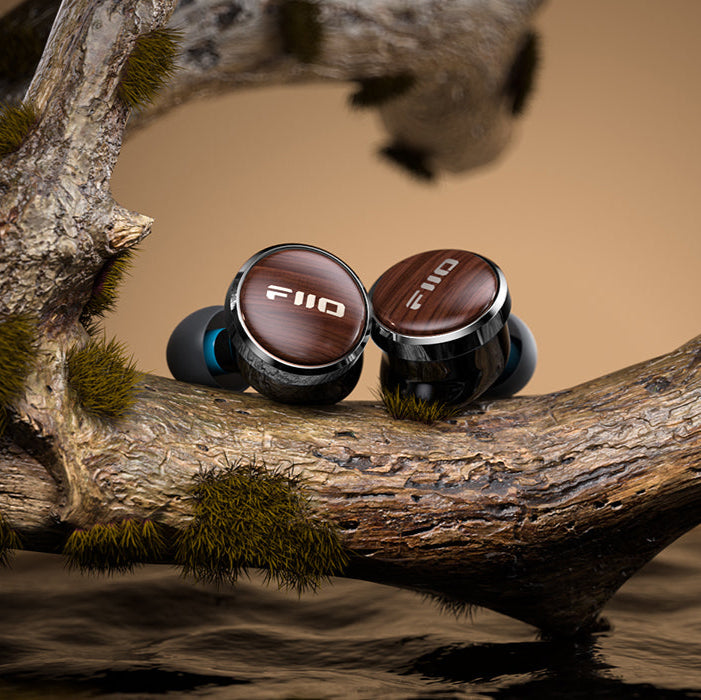 FiiO FP3 wired in-ear monitors, black.