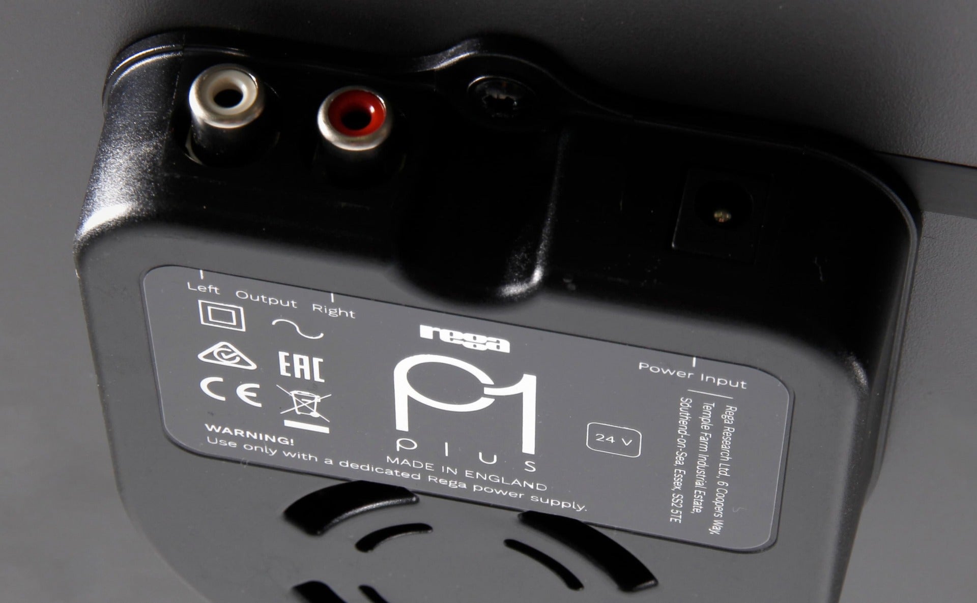 Rega Planar 1 Plus (Matte White)