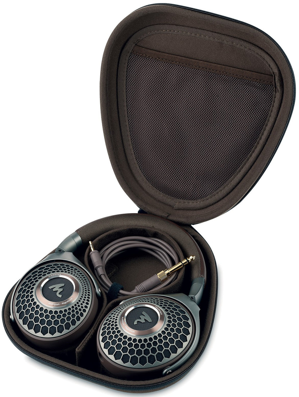 Focal Hadenys wired headphones with carrying case, black over-ear design and padded ear cups for comfortable listening.