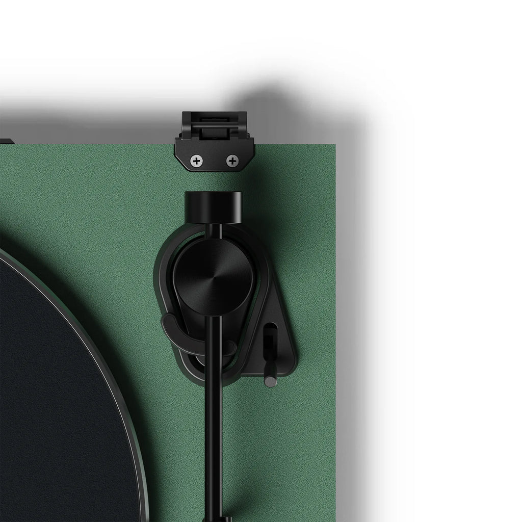 Kanto Audio OBI3 turntable, close-up