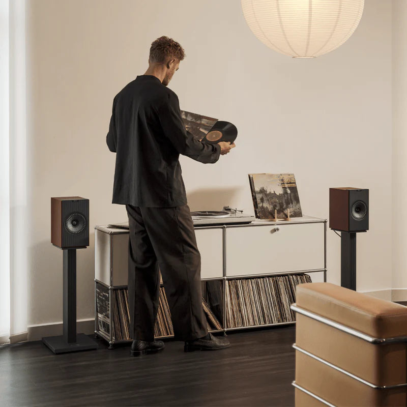 KEF Coda W active bookshelf speakers, detail view.
