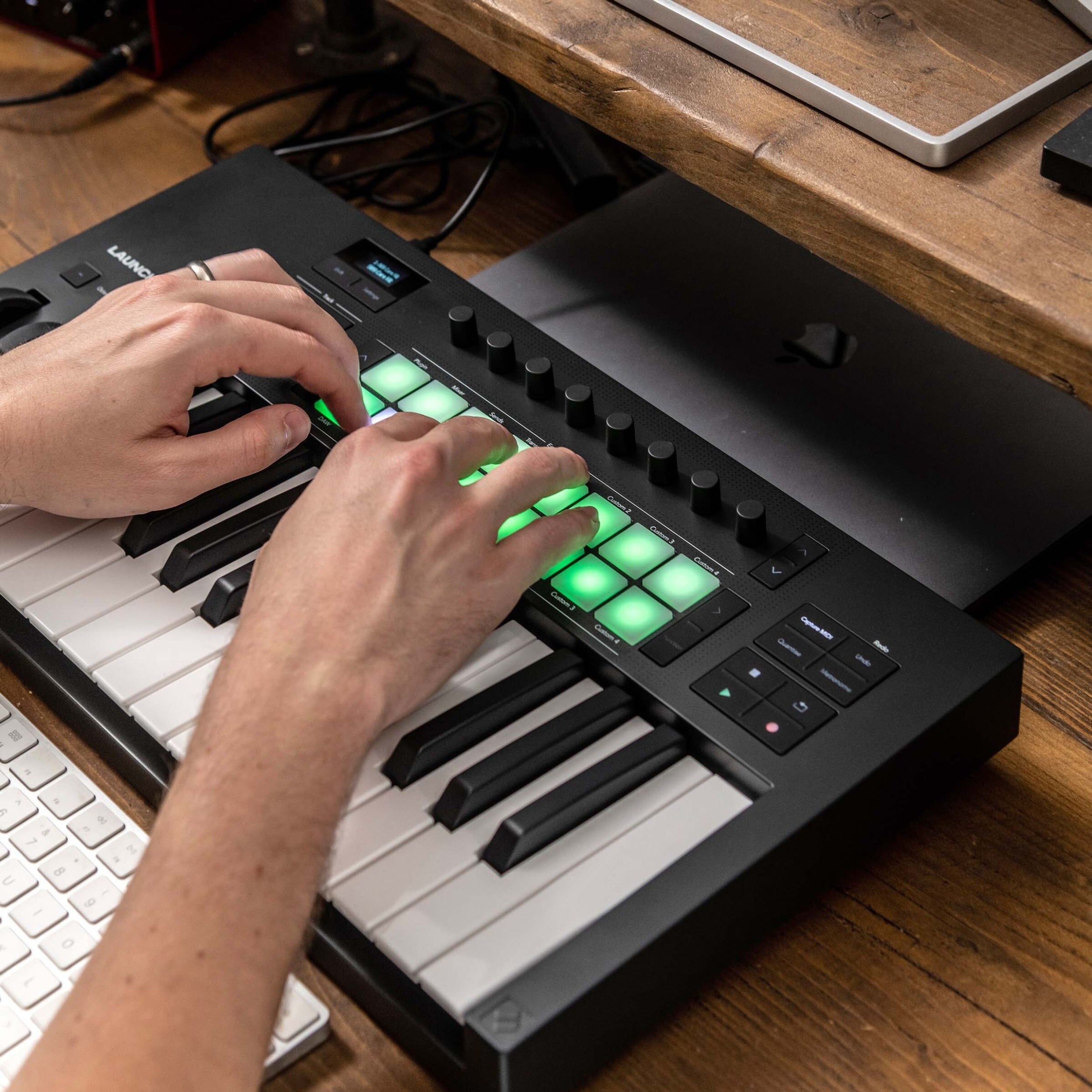 Novation Launchkey Mini 25 MK4 – Soundium