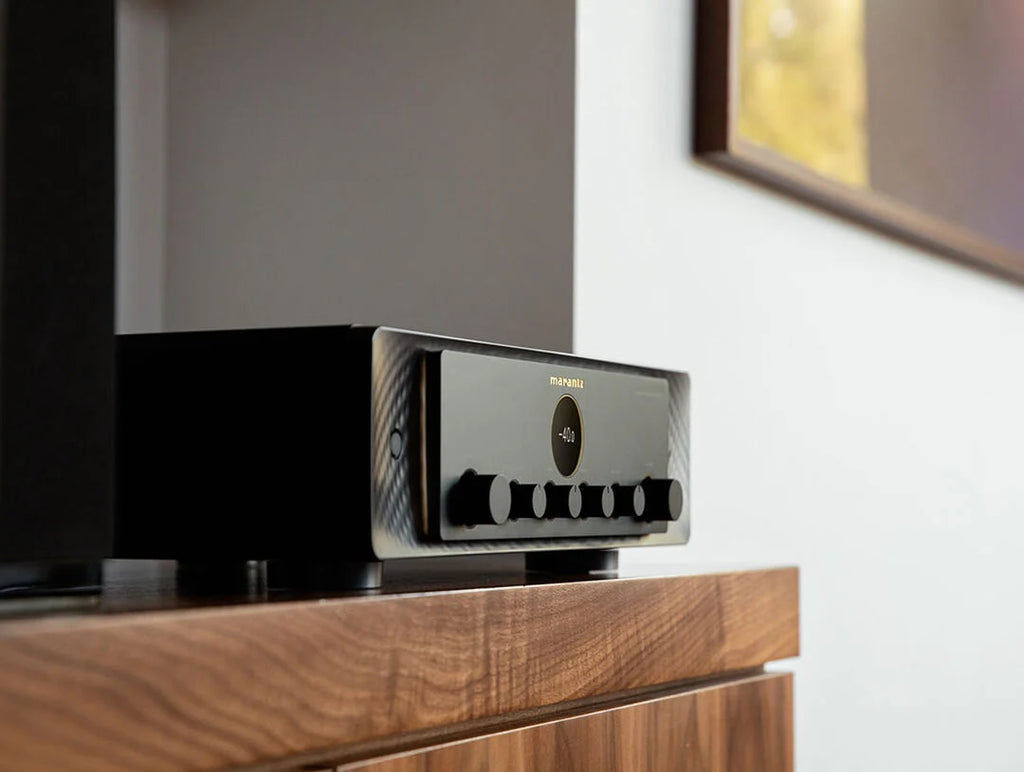 Marantz MODEL 40n stereo amplifier with sleek design and control knobs, showcasing its modern audio equipment features.
