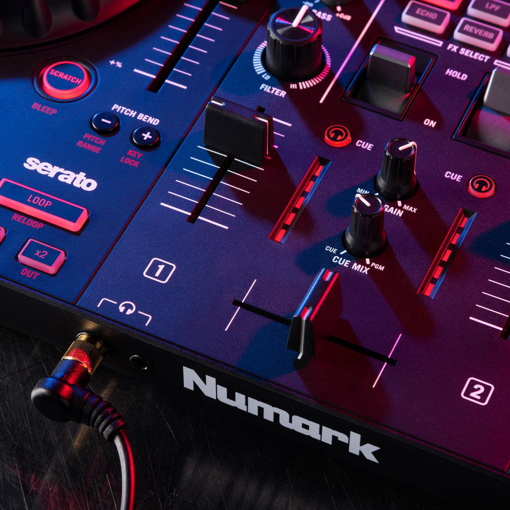 Numark Mixtrack Pro FX DJ controller, view 9