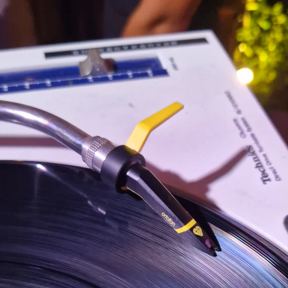 Ortofon Concorde Club MK2 turntable DJ cartridge twin set, with accessories (view 2)