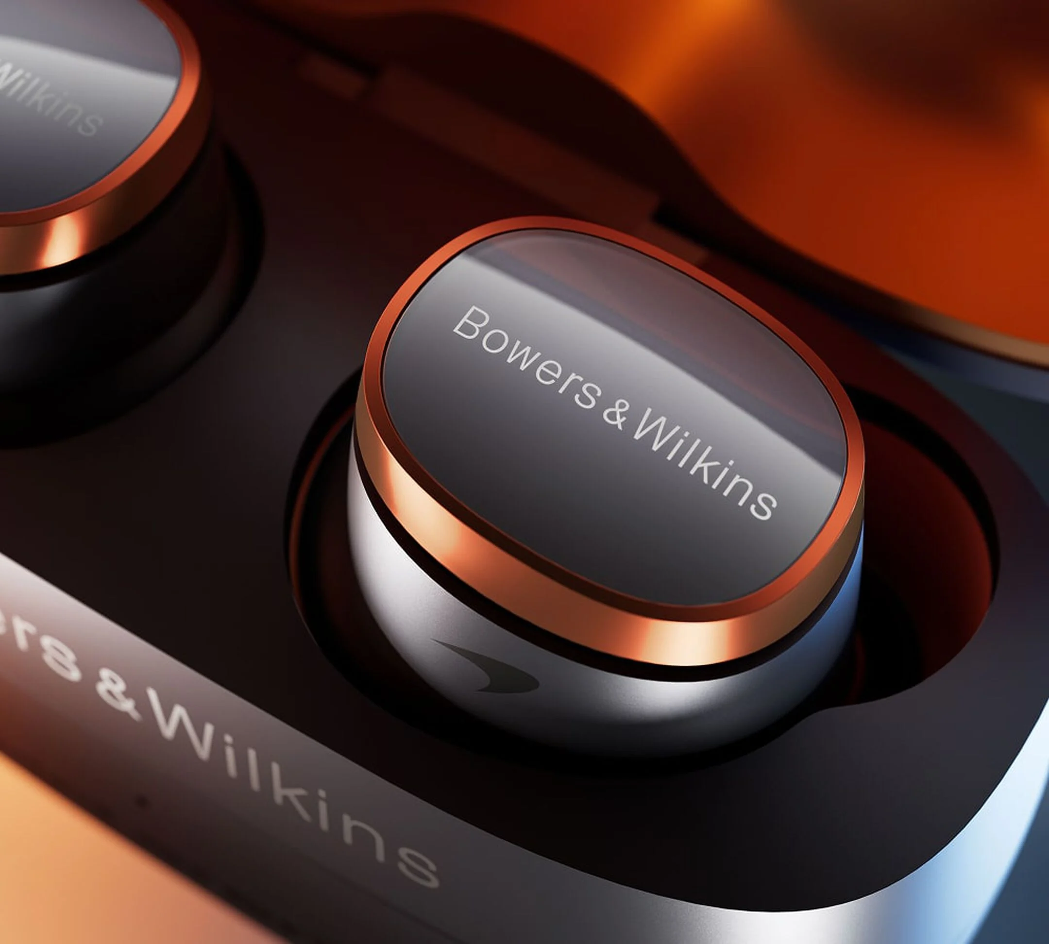 Bowers & Wilkins Pi8 (McLaren Edition)