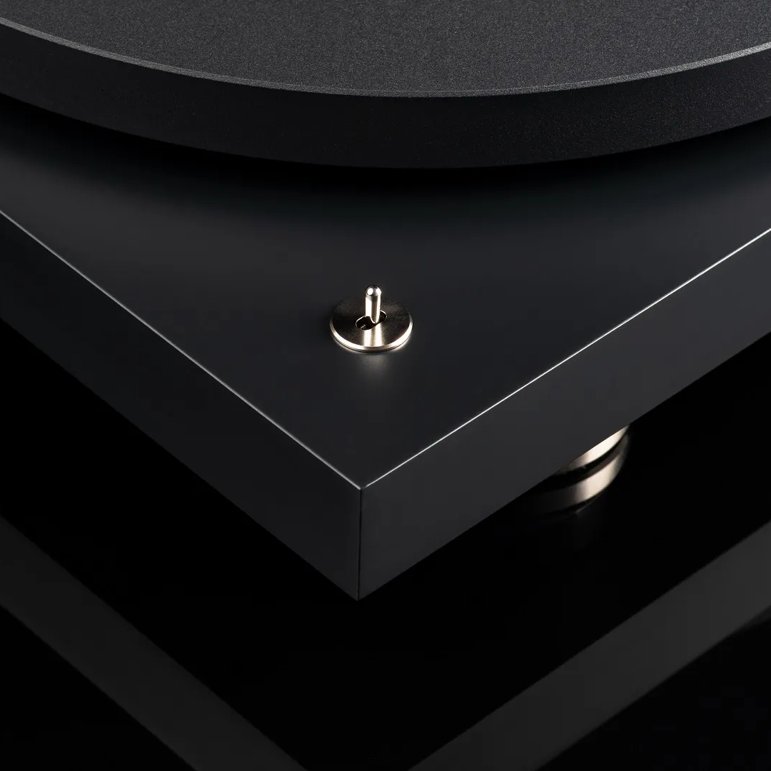 Pro-Ject Debut Pro, turntables, lifestyle, satin black