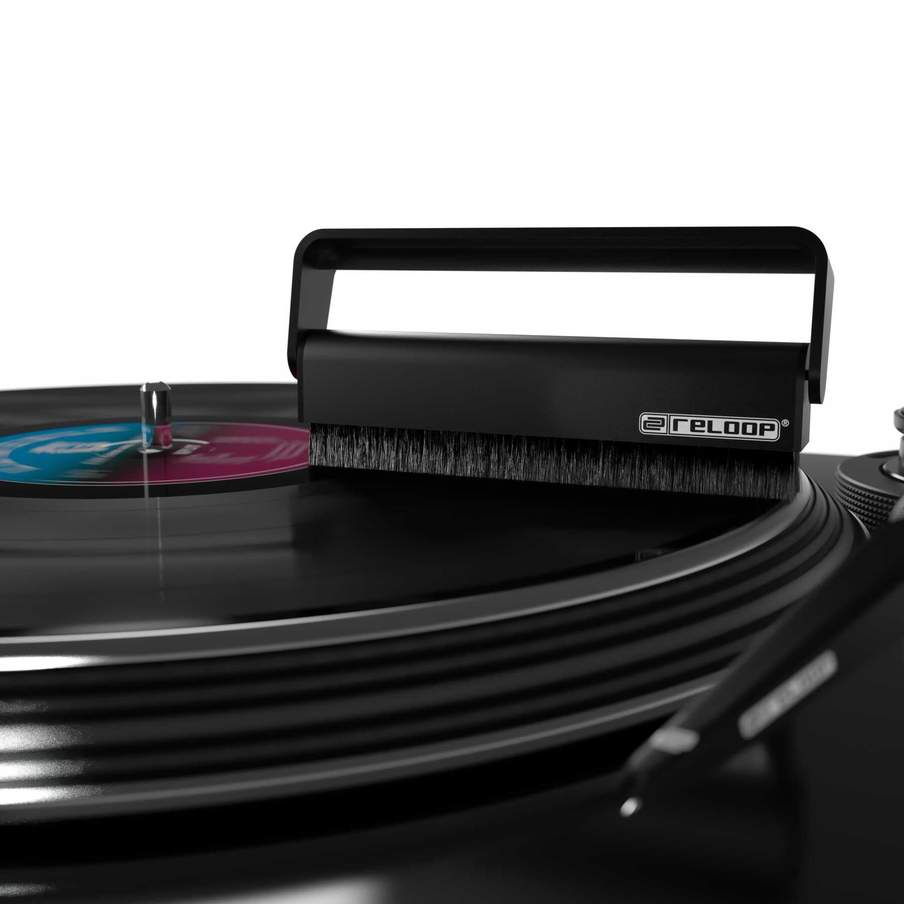 Reloop Premium Carbon Fibre Brush record brush / cleaner, in black